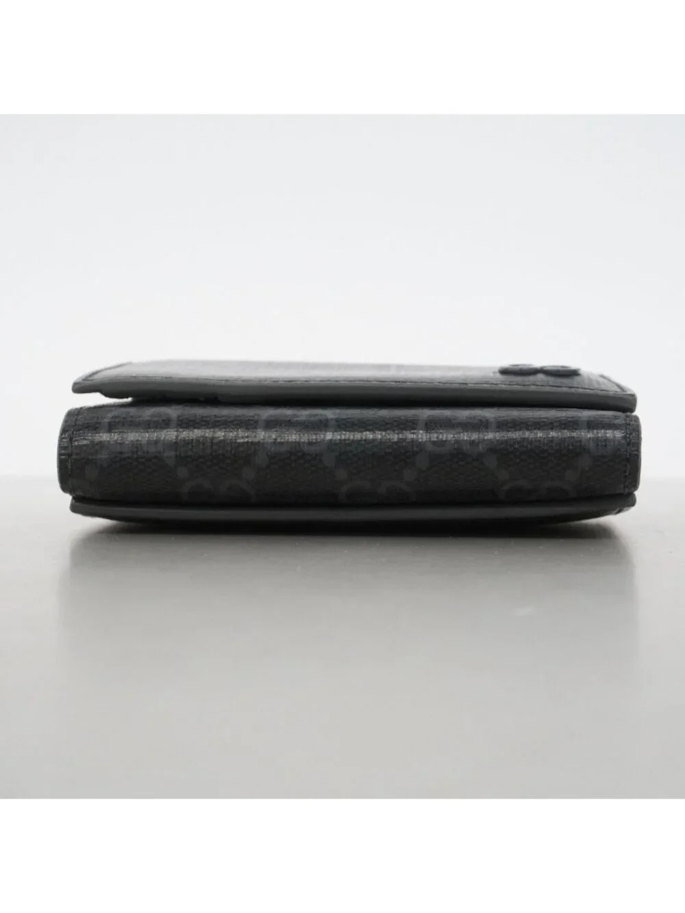 Gucci Trifold Wallet GG Supreme Black Silver